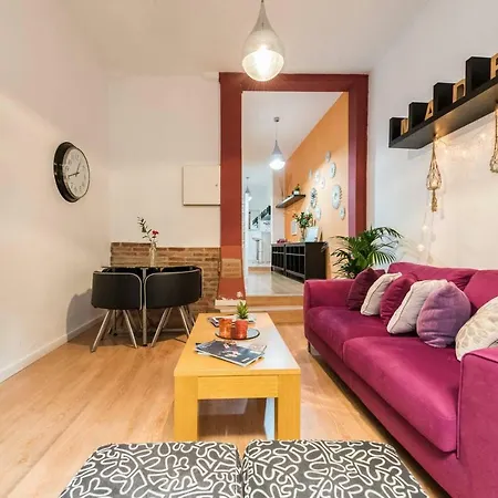 Apartamento En Calle Tres Peces-2